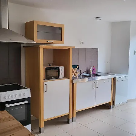 Maison En Pierre Rénovée Сasa de vacaciones *