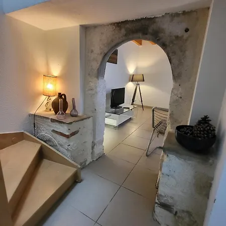 Сasa de vacaciones Maison En Pierre Rénovée *