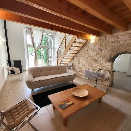 Casa vacanze Maison En Pierre Rénovée *