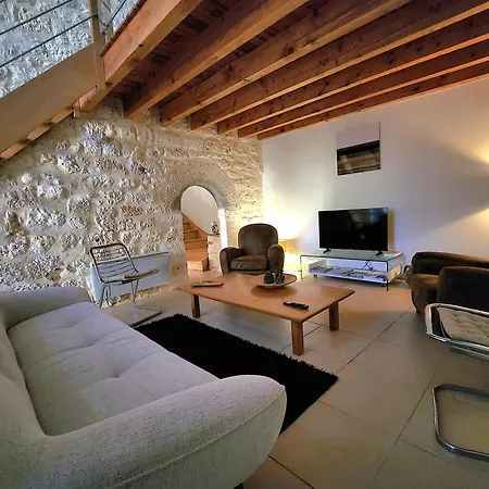 Maison En Pierre Renovee